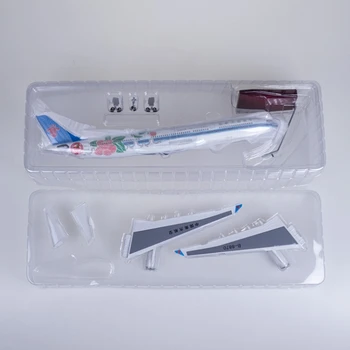 47 см, Мащаб 1:135 Модела A330 на Air China Southern Airlines Airway С Подсветка Самолет От Смола, Колекция от Играчки, Дисплей, Подарък Вентилатор
